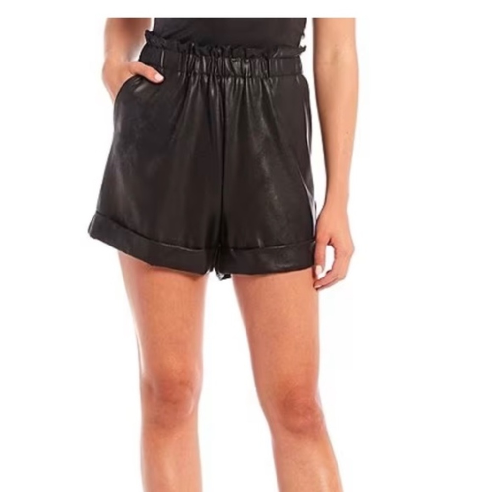 NWOT Gianni Bini Paper Bag Shorts (sz S)